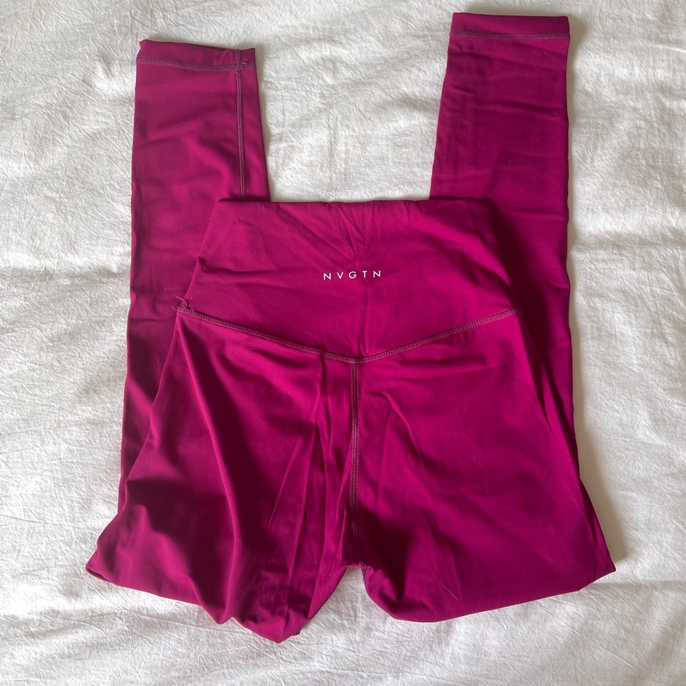 NVGTN Signature Leggings